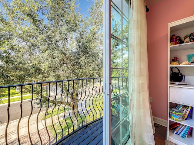 10427 Belfry Cir, Orlando, FL 32832 - photo 35