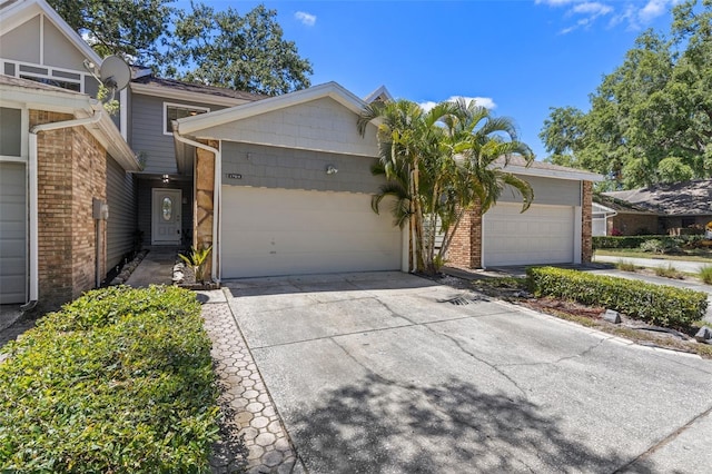 1724 Castle Rock Rd, Tampa, FL 33612 - photo 2