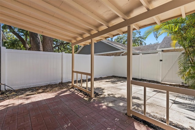 1724 Castle Rock Rd, Tampa, FL 33612 - photo 37