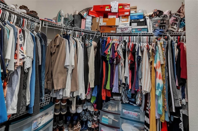 2661 Grasmere View Pkwy, Kissimmee, FL 34746 - view of walk in closet