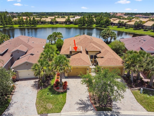 3390 Fallbrook Dr, Kissimmee, FL 34759 - aerial view of residential area featuring a large body of water