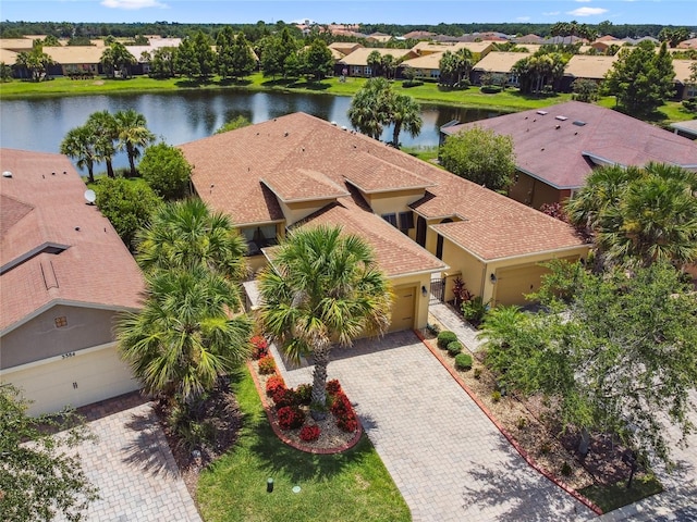 3390 Fallbrook Dr, Kissimmee, FL 34759 - aerial view of residential area featuring a large body of water
