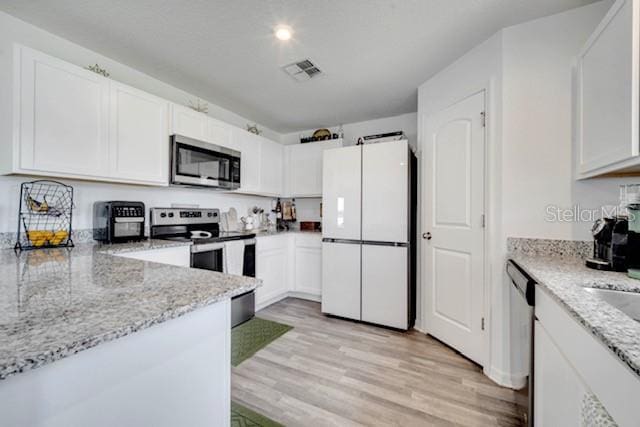 502 Magpie Ln, Kissimmee, FL 34759 - photo 24