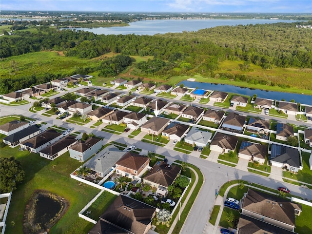 555 Lucerne Blvd, Winter Haven, FL 33881 - aerial view of property and surrounding area with a nearby body of water and nearby suburban area