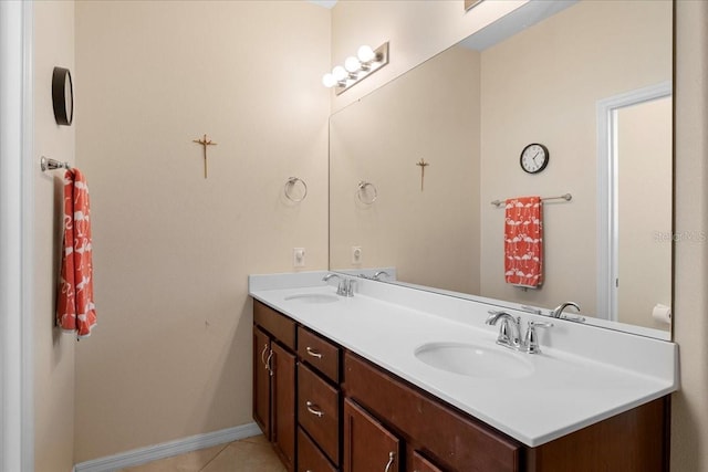 2511 Nouveau Way, Kissimmee, FL 34741 - full bath featuring double vanity and tile patterned flooring