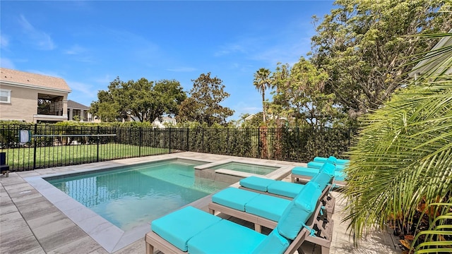 7551 Excitement Dr, Reunion, FL 34747 - view of swimming pool featuring a pool with connected hot tub