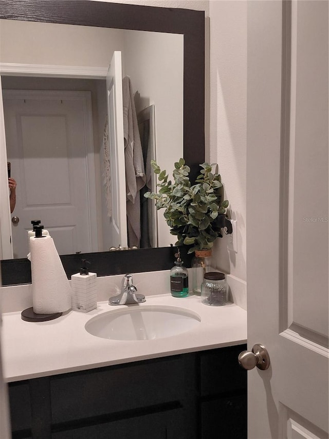 1509 Majestic, Winter Haven, FL 33880 - bathroom featuring vanity
