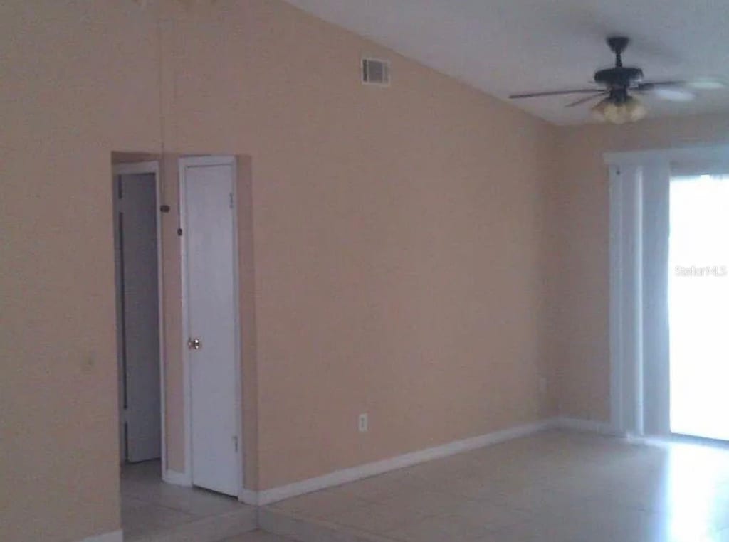 1262 Homeway Ln, Deltona, FL 32738 - photo 3