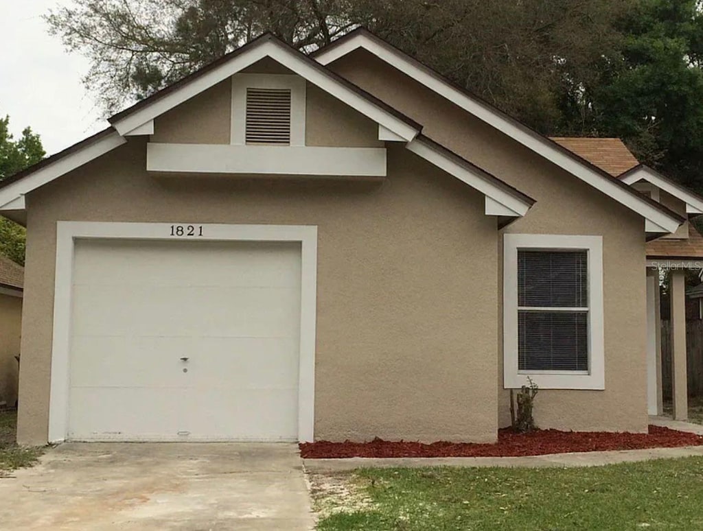 1821 Iroquois Dr, Apopka, FL 32703 - photo 1