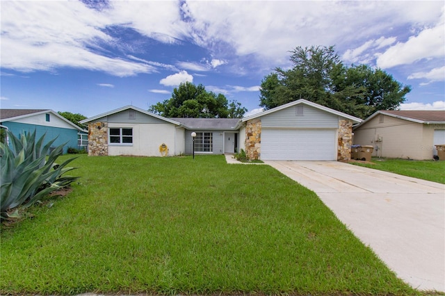 140 Tulpan Dr, Kissimmee, FL 34743 - photo 1