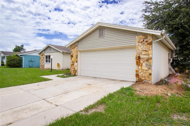 140 Tulpan Dr, Kissimmee, FL 34743 - photo 3