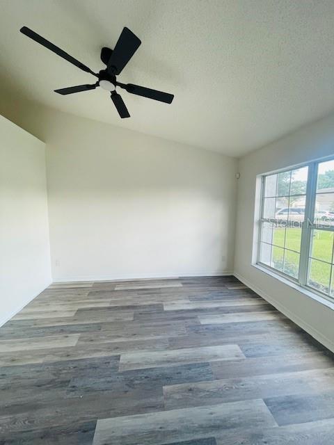 514 Brentford Ct, Kissimmee, FL 34758 - photo 20