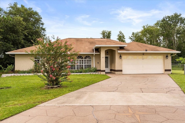 929 Louvre Ct, Kissimmee, FL 34759 - photo 1