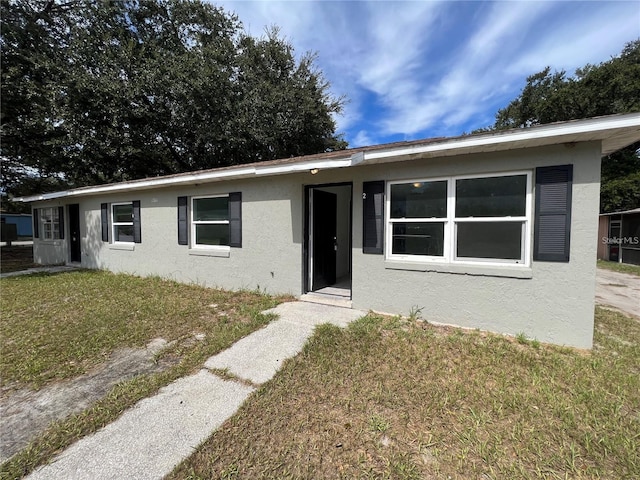 1704 Birchwood Cir, Leesburg, FL 34748 - photo 1