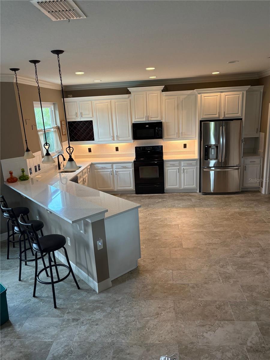 5304 Sandy Shell Dr, Apollo Beach, FL 33572 - photo 2