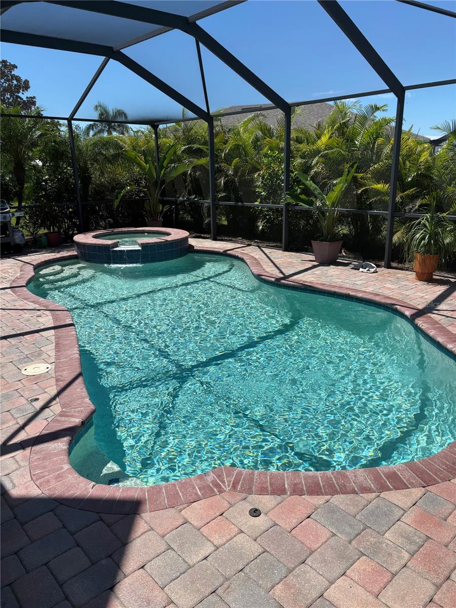 5304 Sandy Shell Dr, Apollo Beach, FL 33572 - photo 3