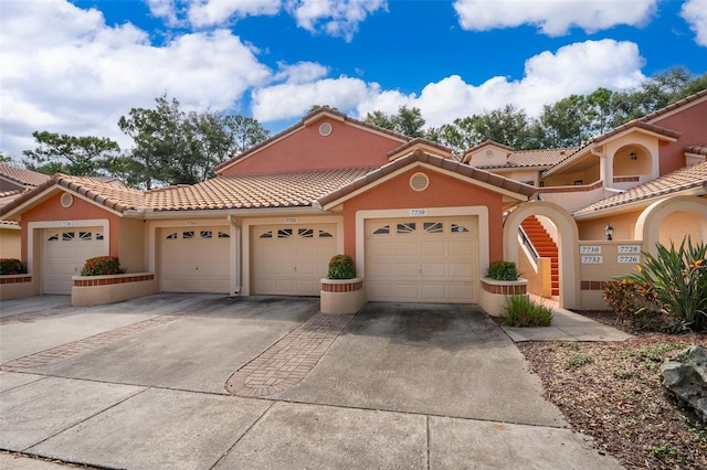 7734 Sugar Bend Dr Unit 7734, Orlando, FL 32819 - photo 2