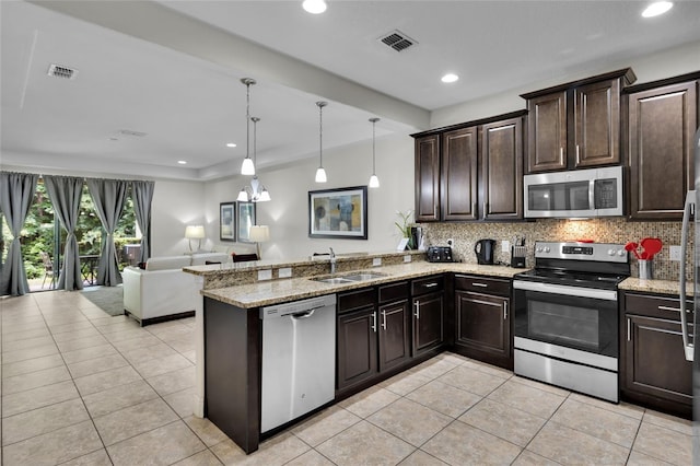 8203 Roseville Blvd, Davenport, FL 33896 - photo 5