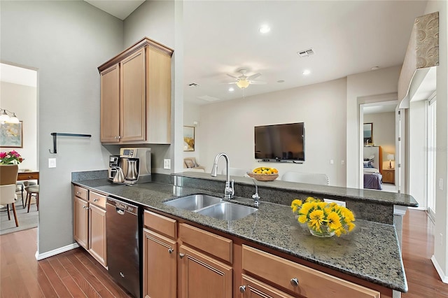136 Del Sol Ave, Davenport, FL 33837 - photo 22