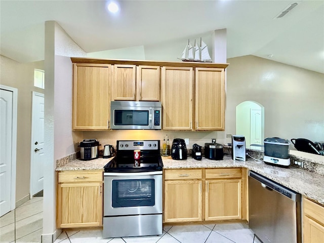 6937 Minaxi Dr, Lakeland, FL 33810 - photo 5