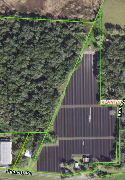 2618 Bennett Rd, Plant City, FL 33565