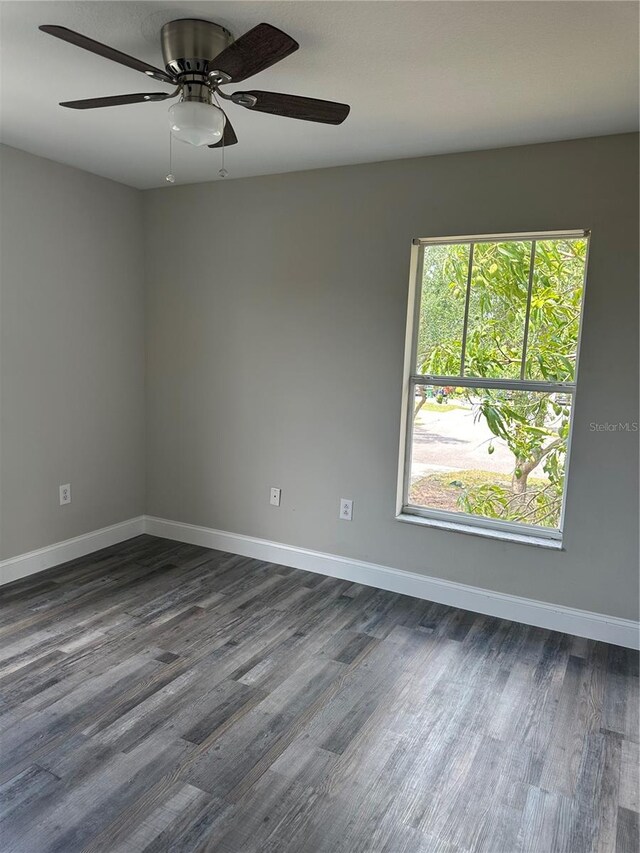 7706 N Riverdale Ave, Tampa, FL 33604 - photo 8