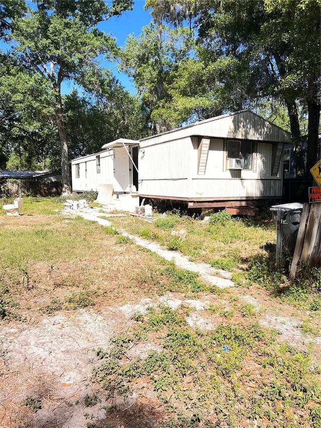 19210 Brown Rd, Lutz FL, 33559, 2 bedrooms, 2 baths house for sale