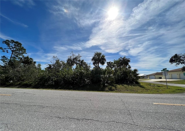 Listing photo 3 for 18149 Ackerman Ave, Port Charlotte FL 33948