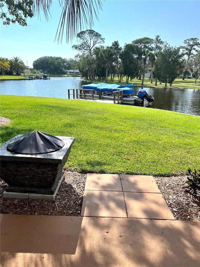 view of yard with a water view