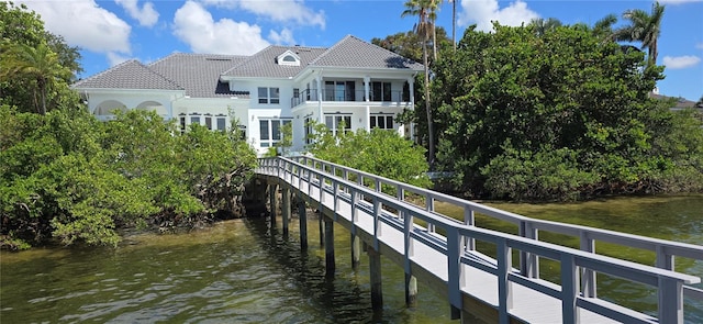 dock area featuring a water view