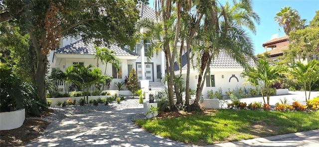 view of mediterranean / spanish-style home