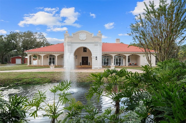 view of front facade