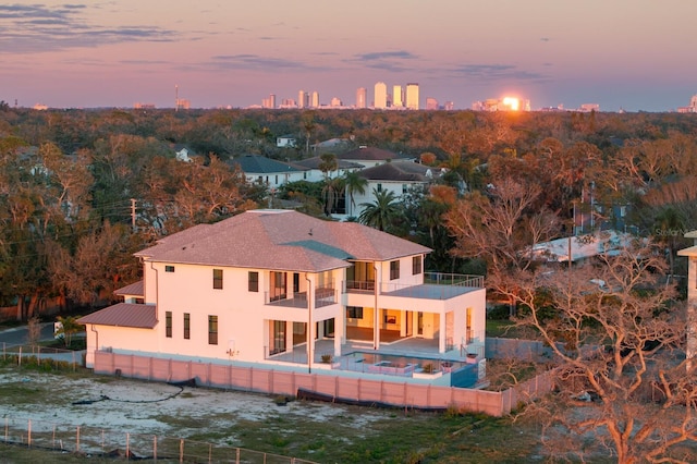 view of aerial view at dusk