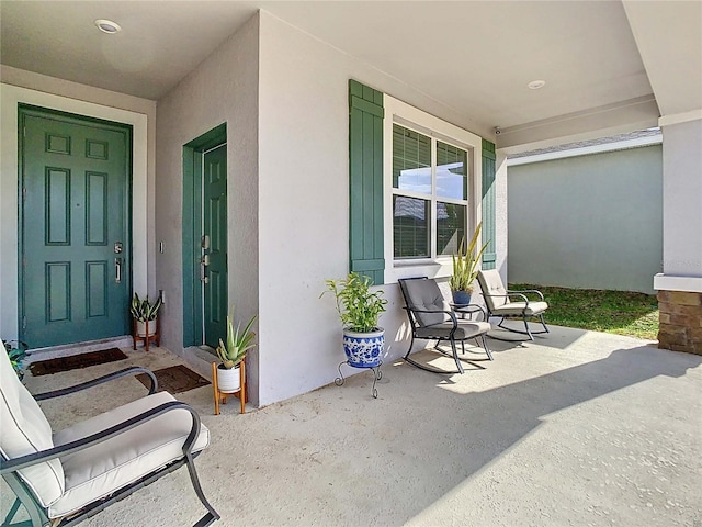 view of patio / terrace with covered porch