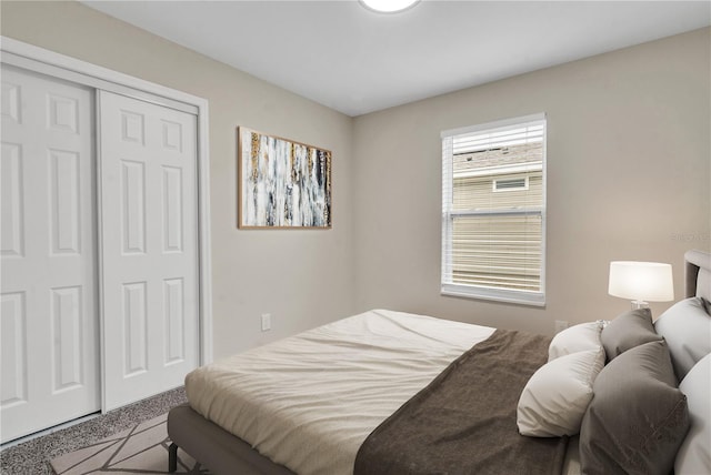 bedroom featuring a closet