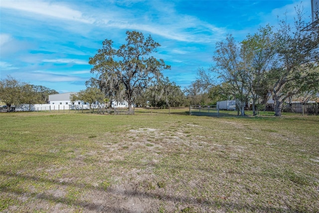 Listing photo 3 for 7222 E Dr Martin Luther King Jr Blvd, Tampa FL 33619