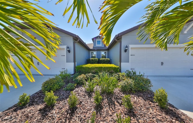 view of front of house featuring a garage