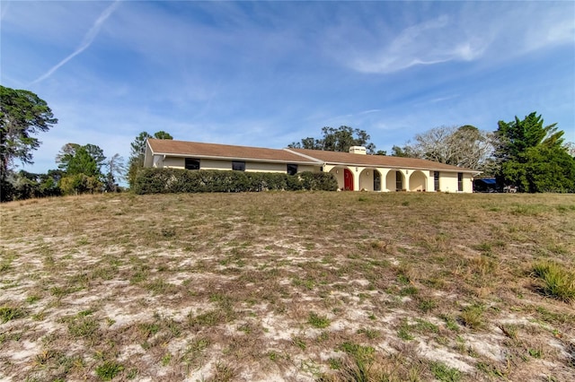 view of front of property