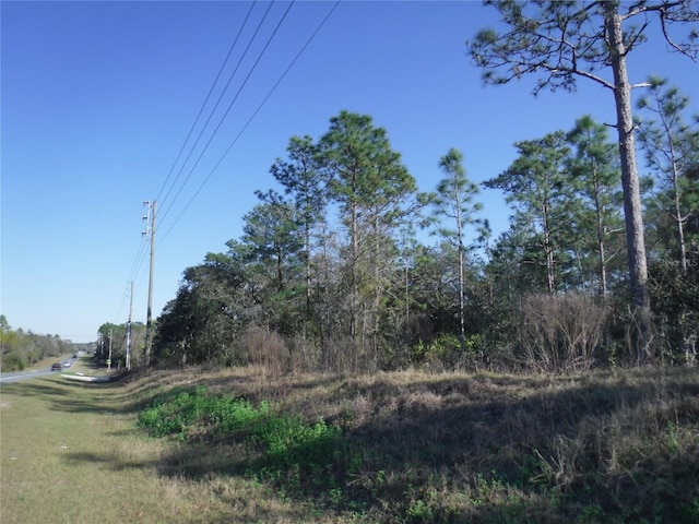 Listing photo 2 for 4448 W Grover Cleveland Blvd, Homosassa FL 34446