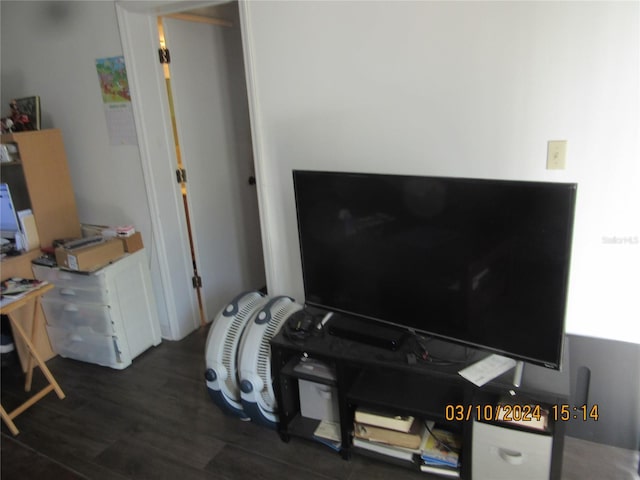 interior space with dark hardwood / wood-style floors