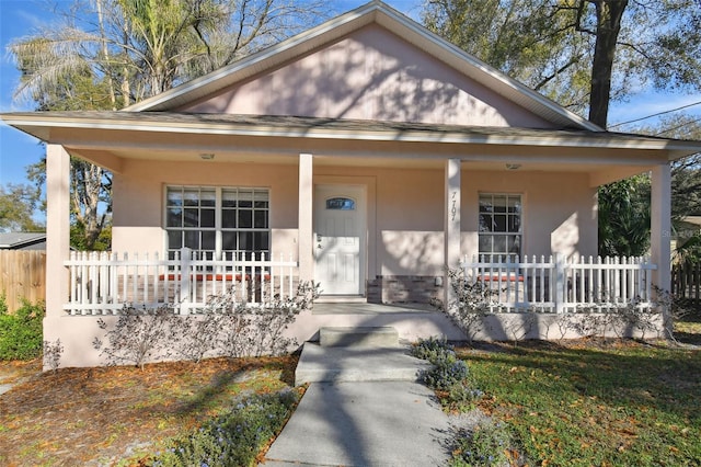 view of front of house featuring a porch