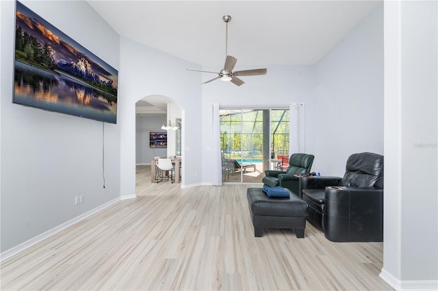 sitting room featuring light hardwood / wood-style floors and ceiling fan