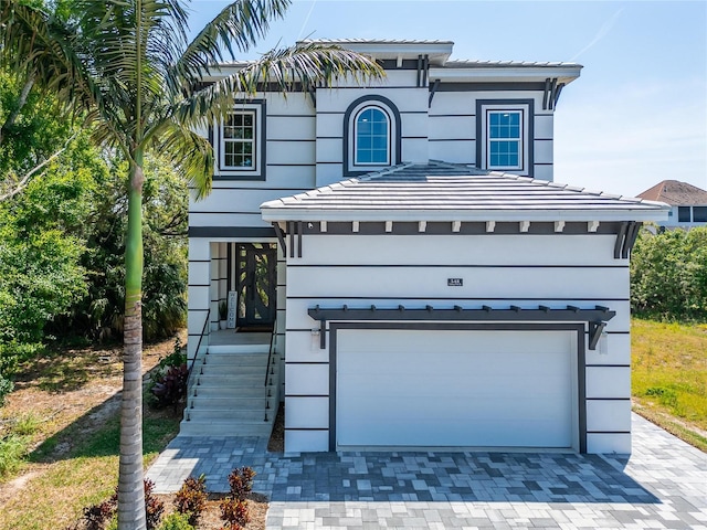 view of front facade with a garage