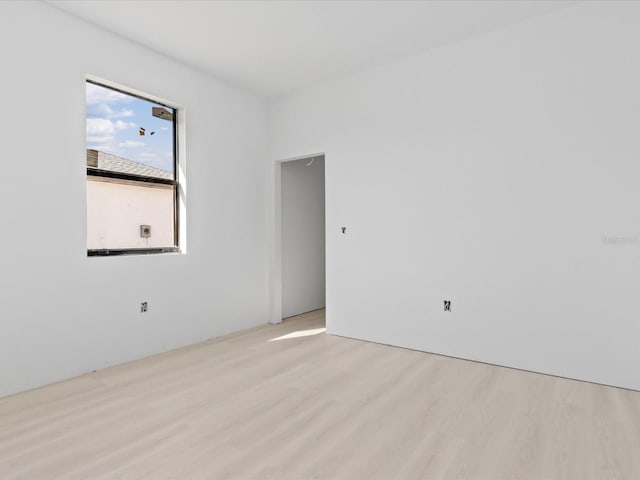 empty room featuring light hardwood / wood-style flooring