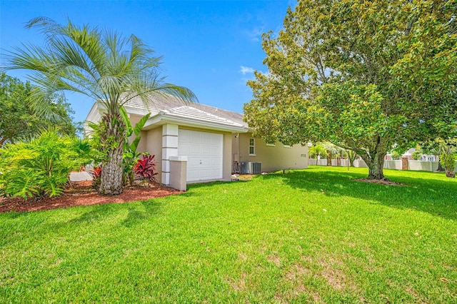 view of yard with a garage