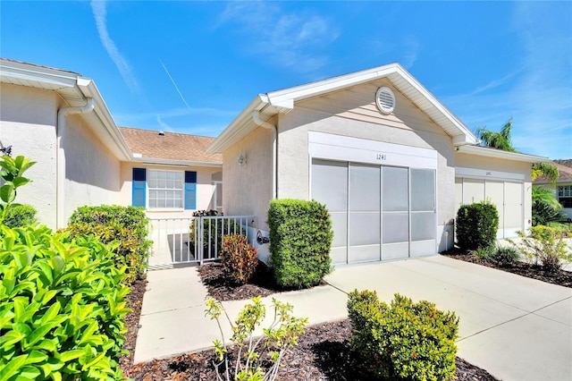 view of front of house with a garage