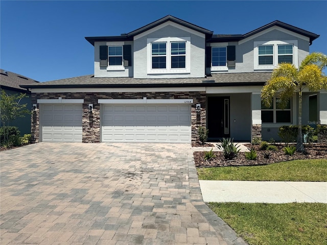 view of front facade with a garage