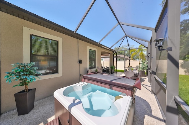 sunroom / solarium featuring vaulted ceiling