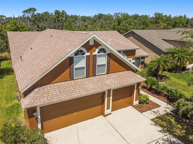 view of front facade with a garage