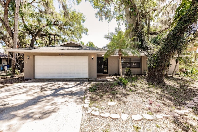 view of front facade with a garage